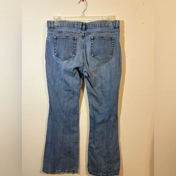 Lands' End women's size 12 blue denim bootcut jeans 31” inseam light blue - Picture 3 of 10